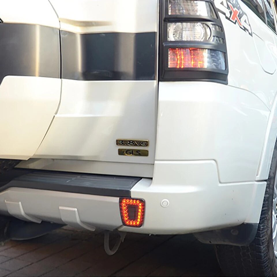 Rear Bumper Lights Assembly Reversing Light Multifunctional Rear Fog Lamp suitable 2006 up 2023 Modification For Mitsubishi Pajero V97 V93 V87