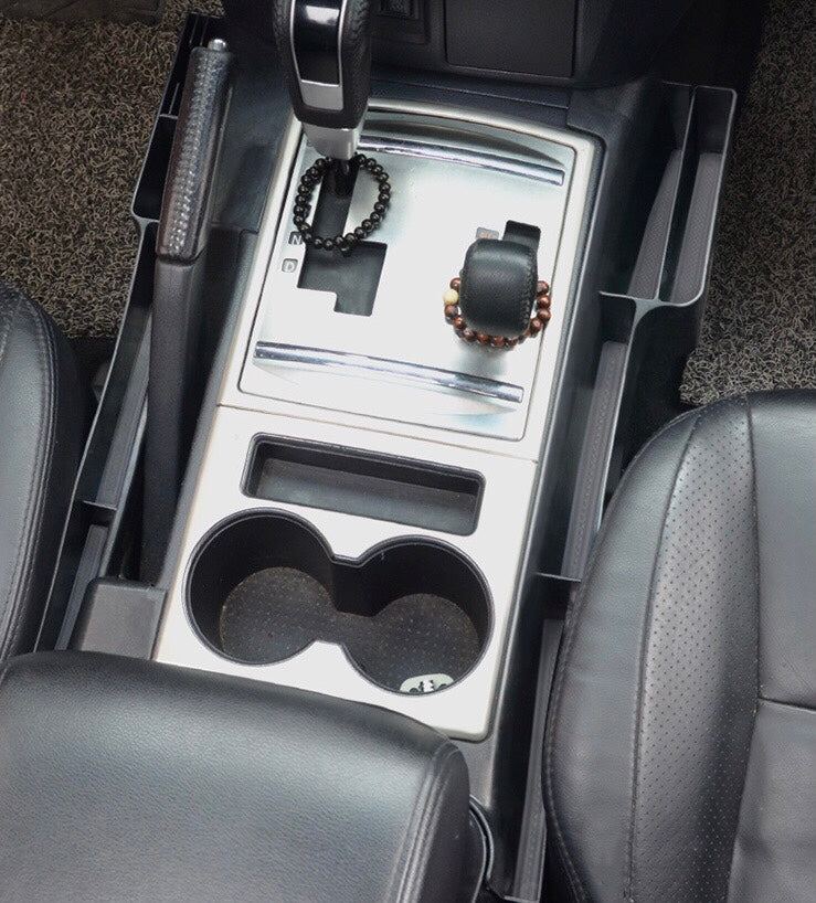 Pajero Seat Slot Storage Box Water Cup Holder Pajero Seat gap Central Control Organizer Storage Compartment Suitable 2007 up 2022