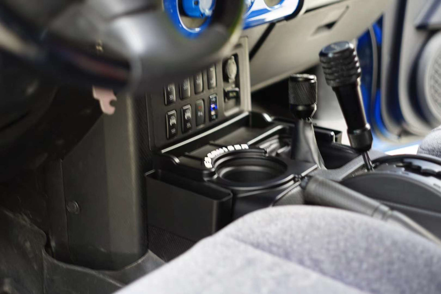 Toyota FJ Cruiser  Storage Box 2007-2023 ABS Black Car Gear Shift Tray Organizer Stowing Tidying Auto Interior Accessories LHD Car Center Console Gear Side Storage Box Phone Box Car Interior Accessories Modification