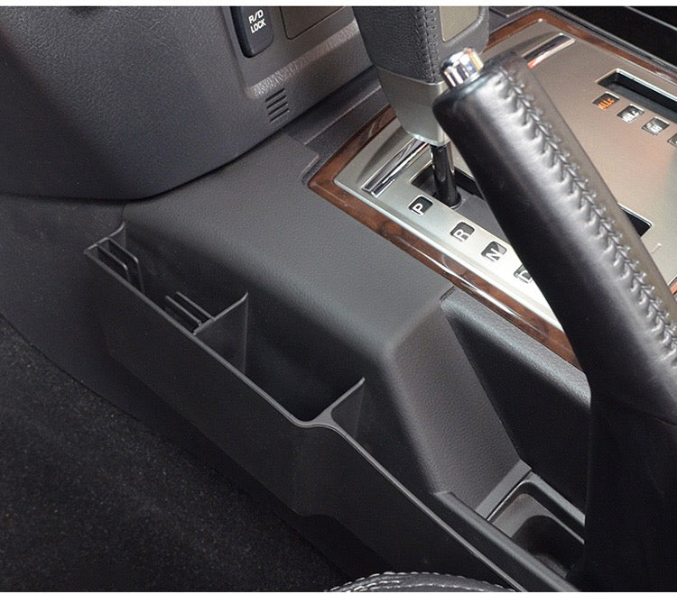 Pajero Seat Slot Storage Box Water Cup Holder Pajero Seat gap Central Control Organizer Storage Compartment Suitable 2007 up 2022